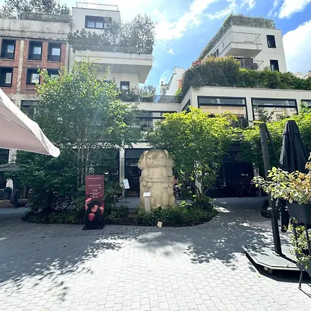 Deux Appartements Lumineux Situes Dans Le Quartier Historique De La Rue Du Bac Parijs Buitenkant foto