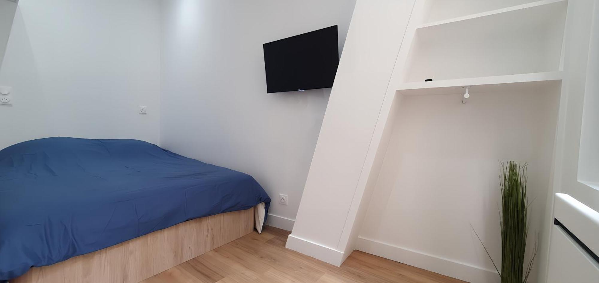 Deux Lumineux Situes Dans Le Quartier Historique De La Rue Du Bac Appartement *
